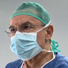 Dr. Alberto Redondo Camacho